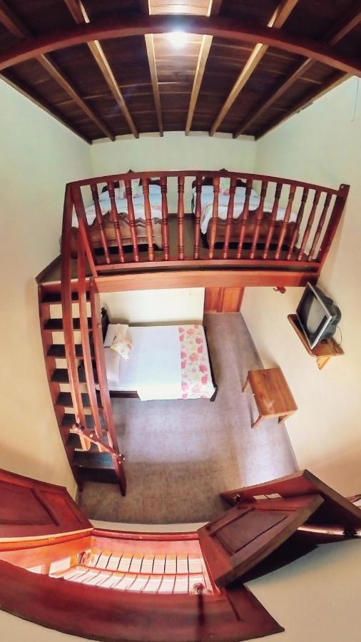 La Casa De Las Flores Hostal คาร์ดิน ภายนอก รูปภาพ