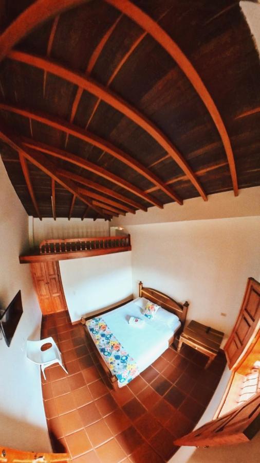 La Casa De Las Flores Hostal คาร์ดิน ภายนอก รูปภาพ