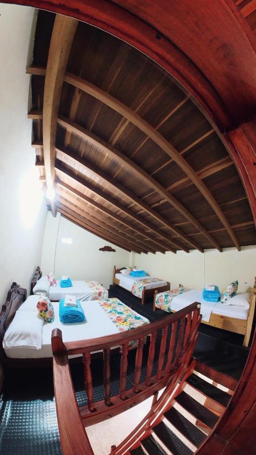 La Casa De Las Flores Hostal คาร์ดิน ภายนอก รูปภาพ