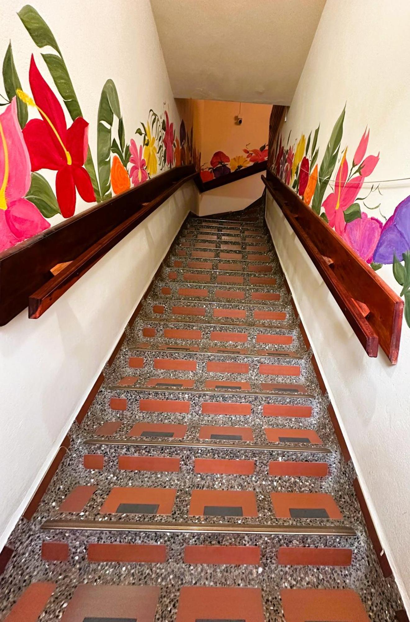 La Casa De Las Flores Hostal คาร์ดิน ภายนอก รูปภาพ